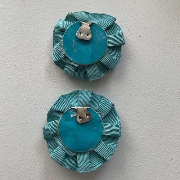 Decorative Shoe Clips Beige and Tiffany Blue - Picture 10 of 11